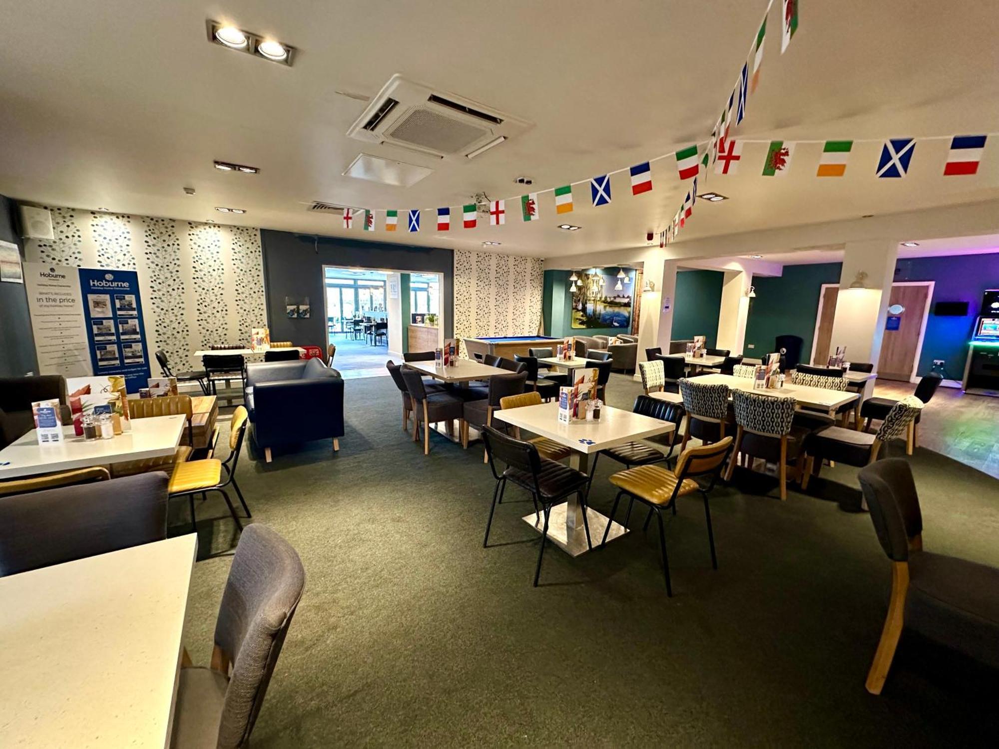 Дом отдыха Mallard Corner, Cosy Cotswold Lakeview Саут-Керни