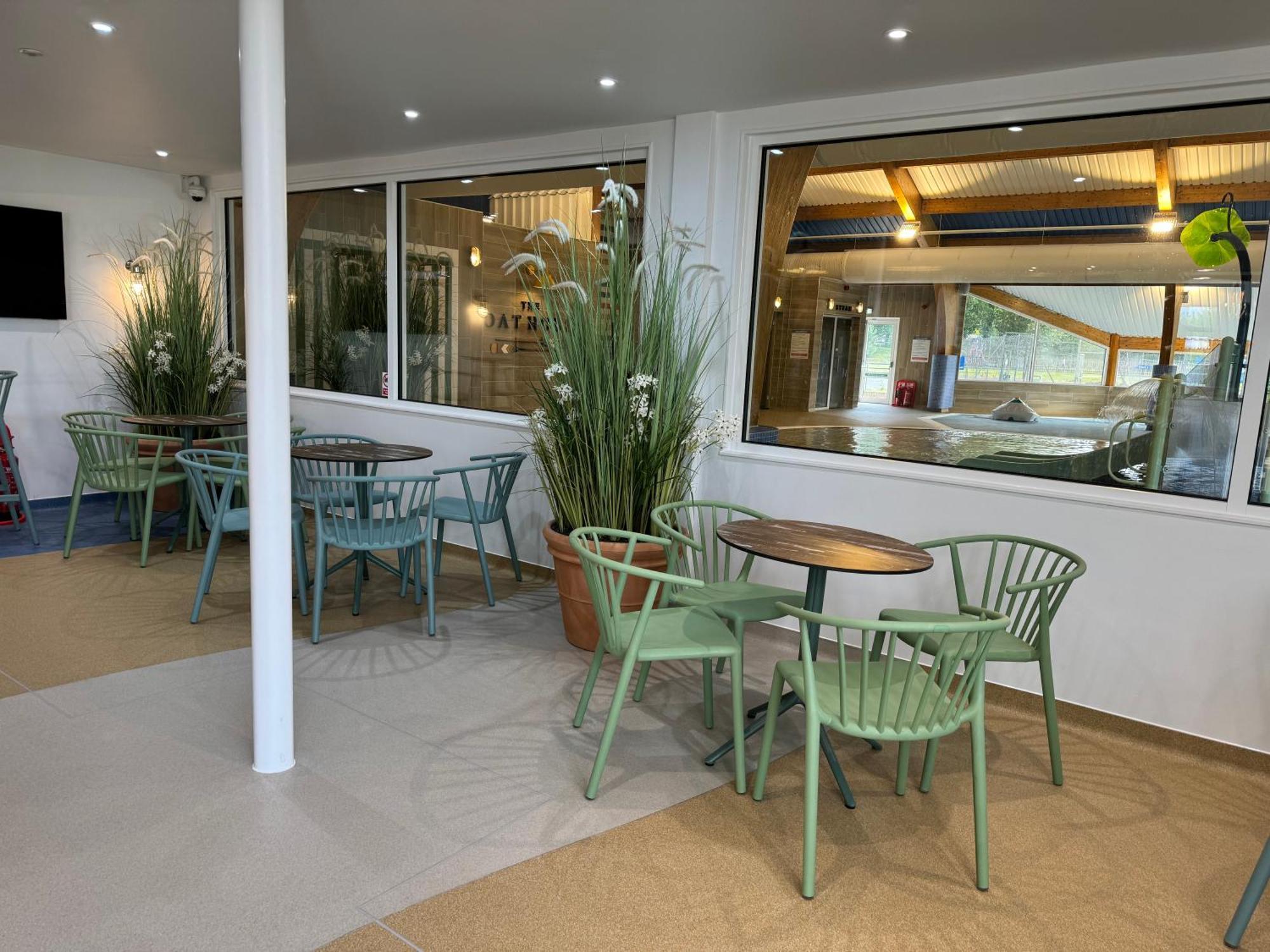 Holiday home Mallard Corner, Cosy Cotswold Lakeview